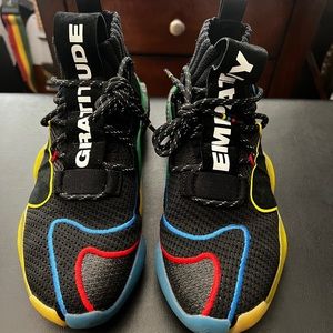 2018 ADIDAS x PHARRELL x CRAZY BYW “GRATITUDE EMPATHY” COLLAB (BLACK)